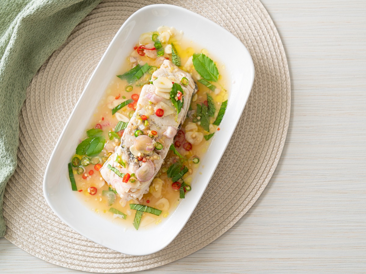 Steamed,Sea,Bass,Fish,Fillet,Steak,With,Herbs