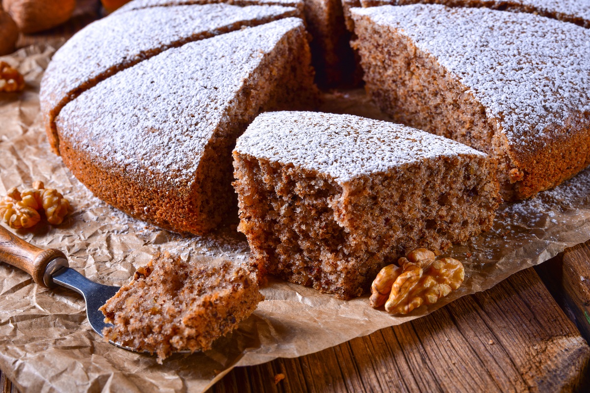 Fresh,And,Tasty,Autumnal,Walnut,Cake,With,Honey