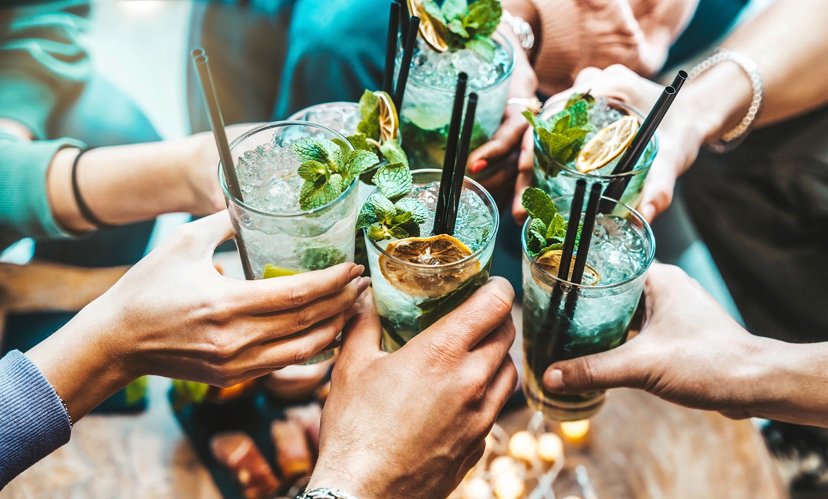 Happy,Friends,Group,Cheering,Mojito,Drinks,At,Fancy,Bar,Restaurant