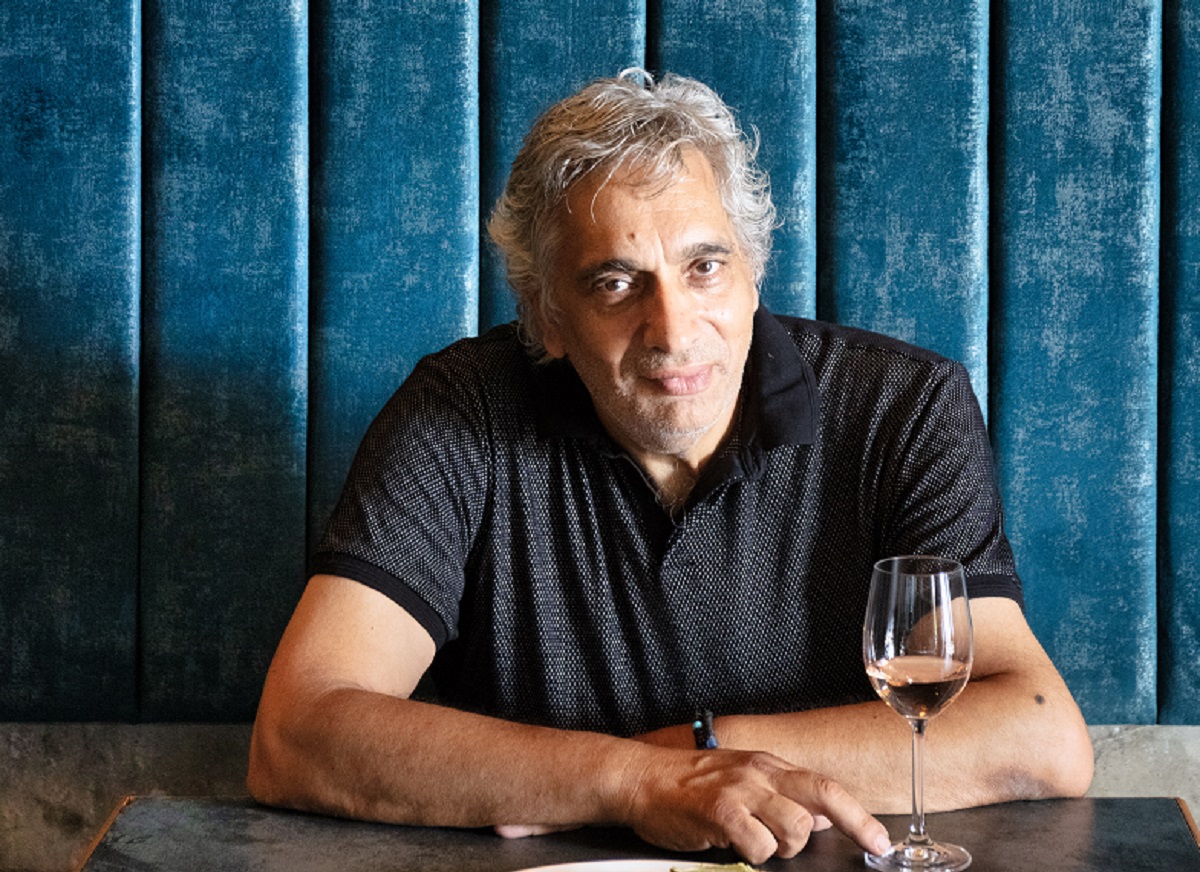 karamolegkos_sef_anoigma