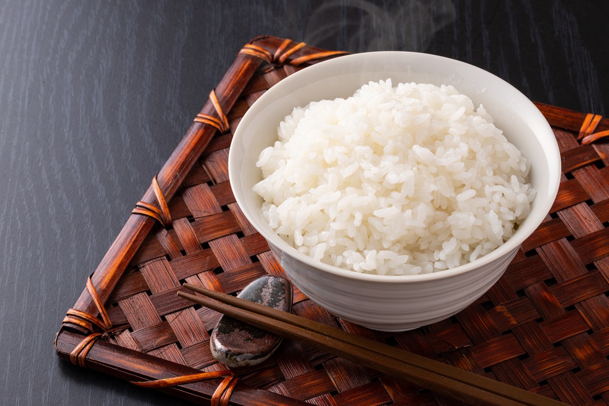 Eat,Rice,At,The,Table