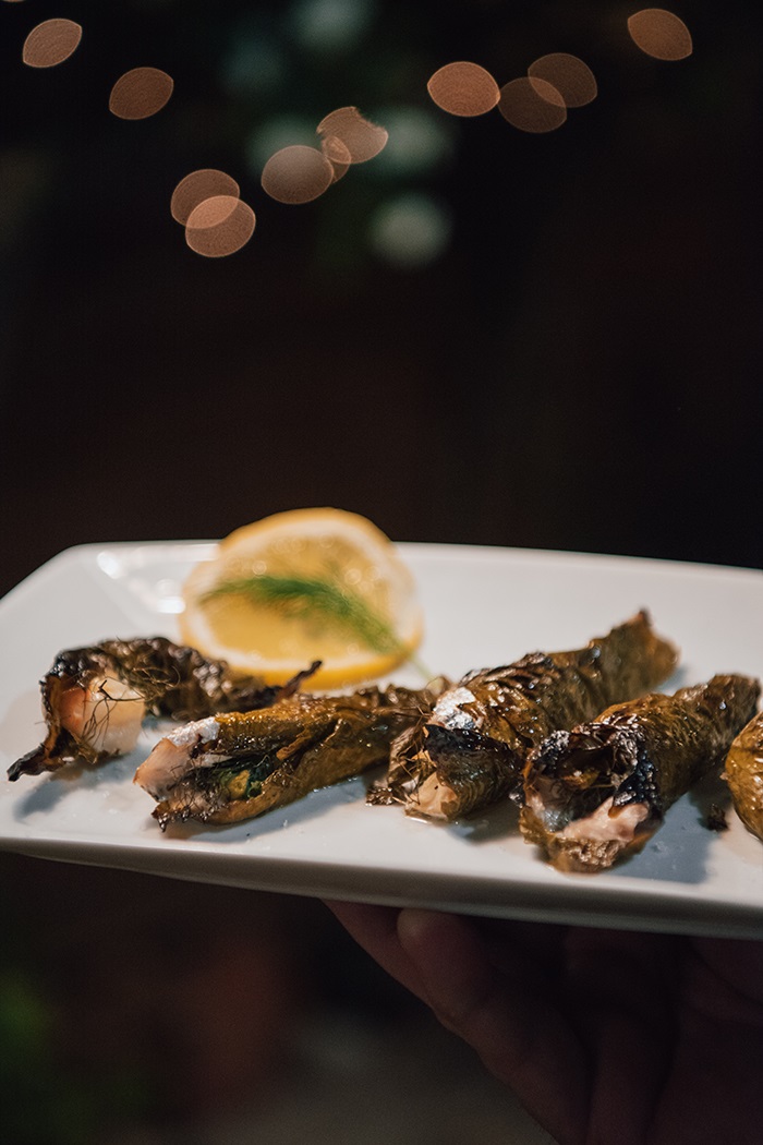 sardelles_ambelofyllo_anoigma