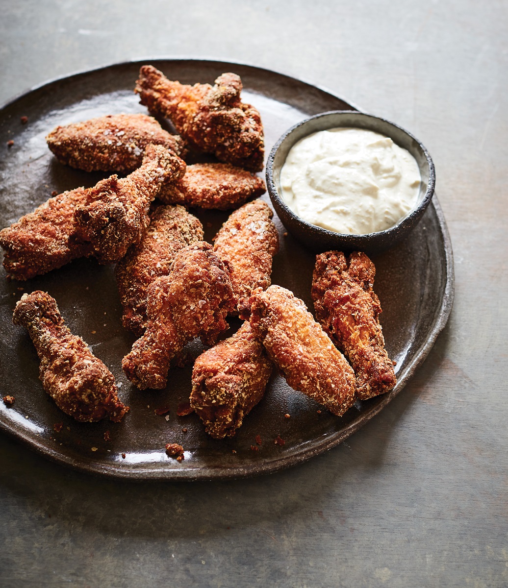 Chicken wings fried in instant mash