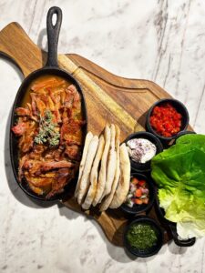 La Meat Maison: Νέο μενού με την υπογραφή του Μιχάλη Μερζένη
