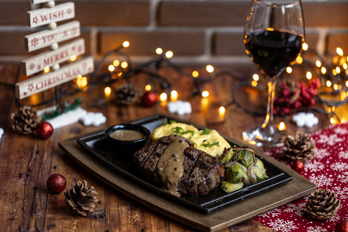 fridays-native-anoigma-1