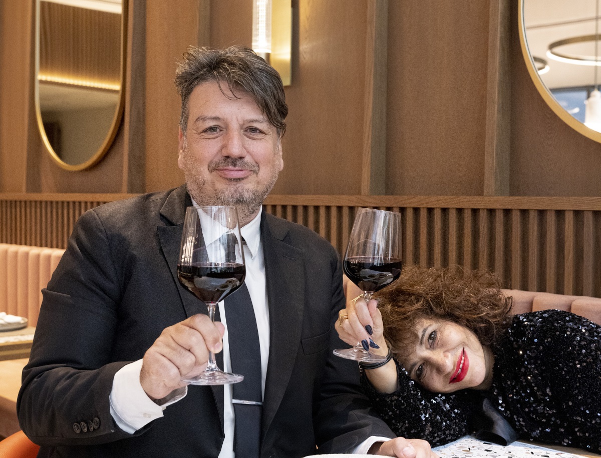 kapetanakis_mandilara_anoigma