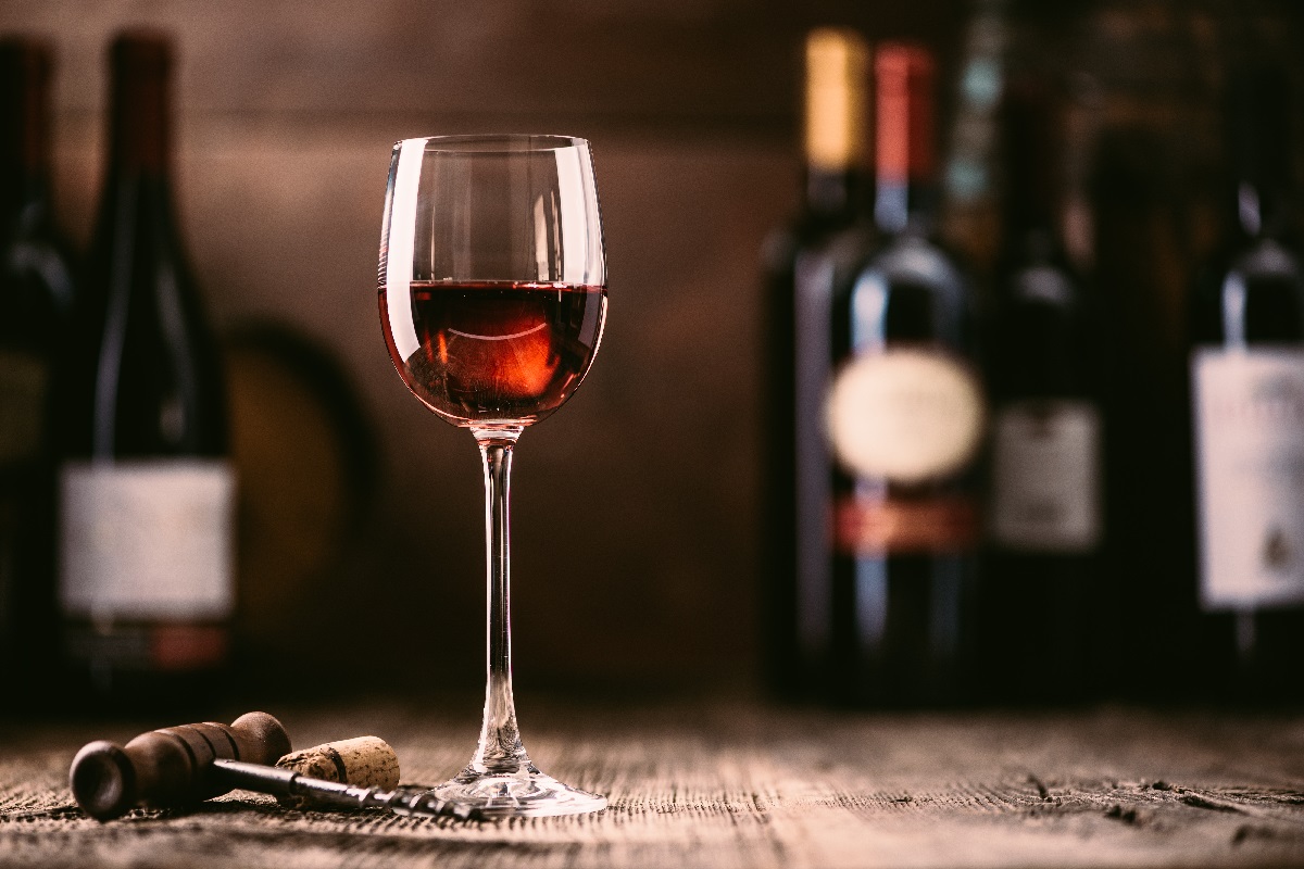 Wine,Tasting,Experience,In,The,Rustic,Cellar,And,Wine,Bar: