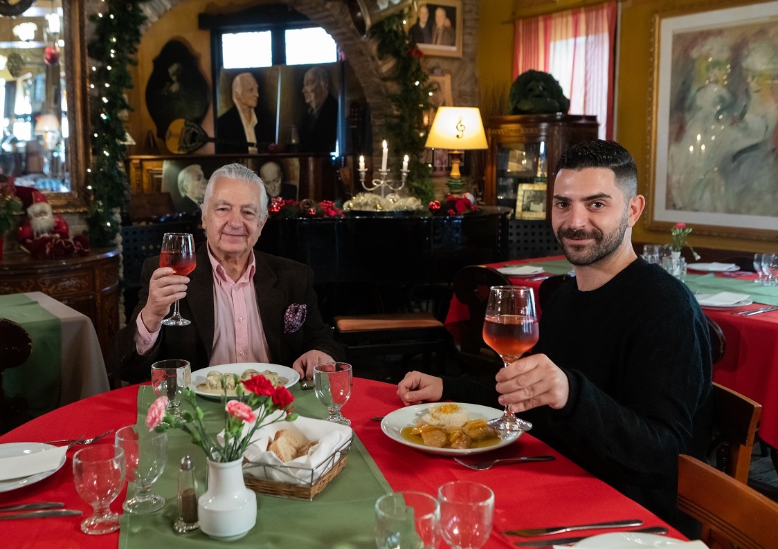 trigkas_polixrohnis_anoigma