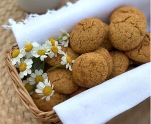 chamomile living-anoigma