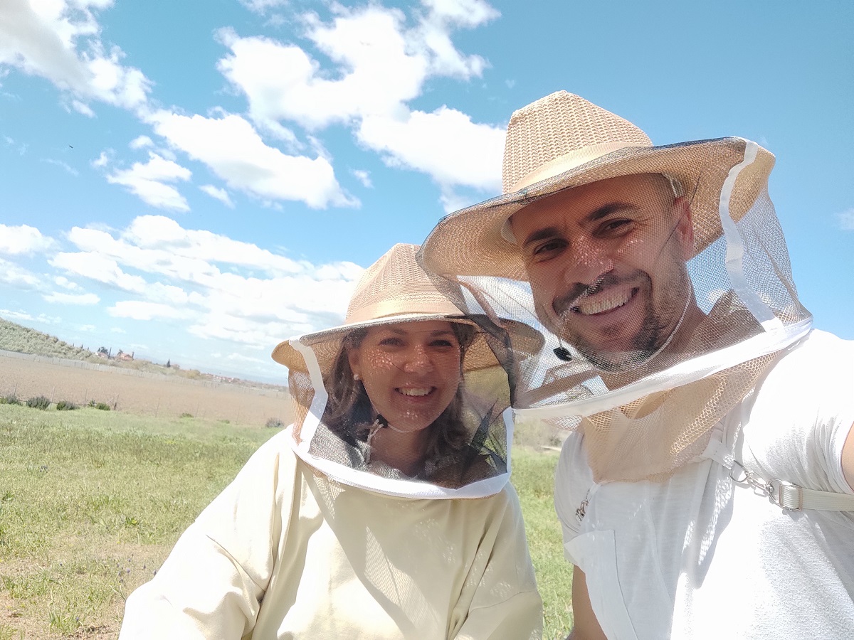 melissokomoi_anoigma