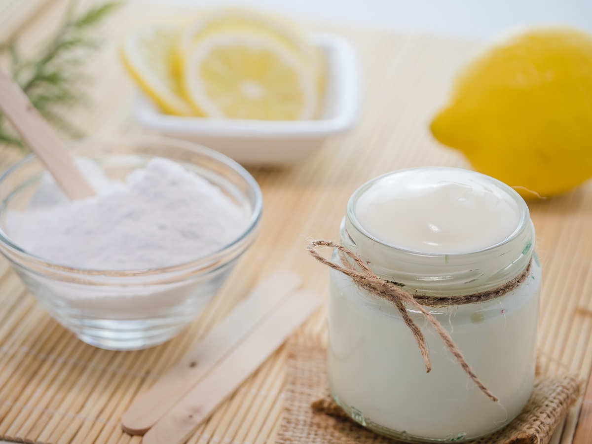 Skin,Care,Natural,Products,Ingredients,For,Acne,Treatment:,Lemon,Juice,