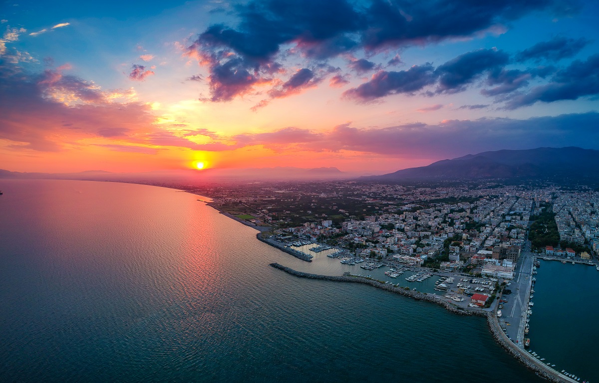 Paragliding,Over,The,The,Beautiful,Coastal,City,Of,Kalamata,And