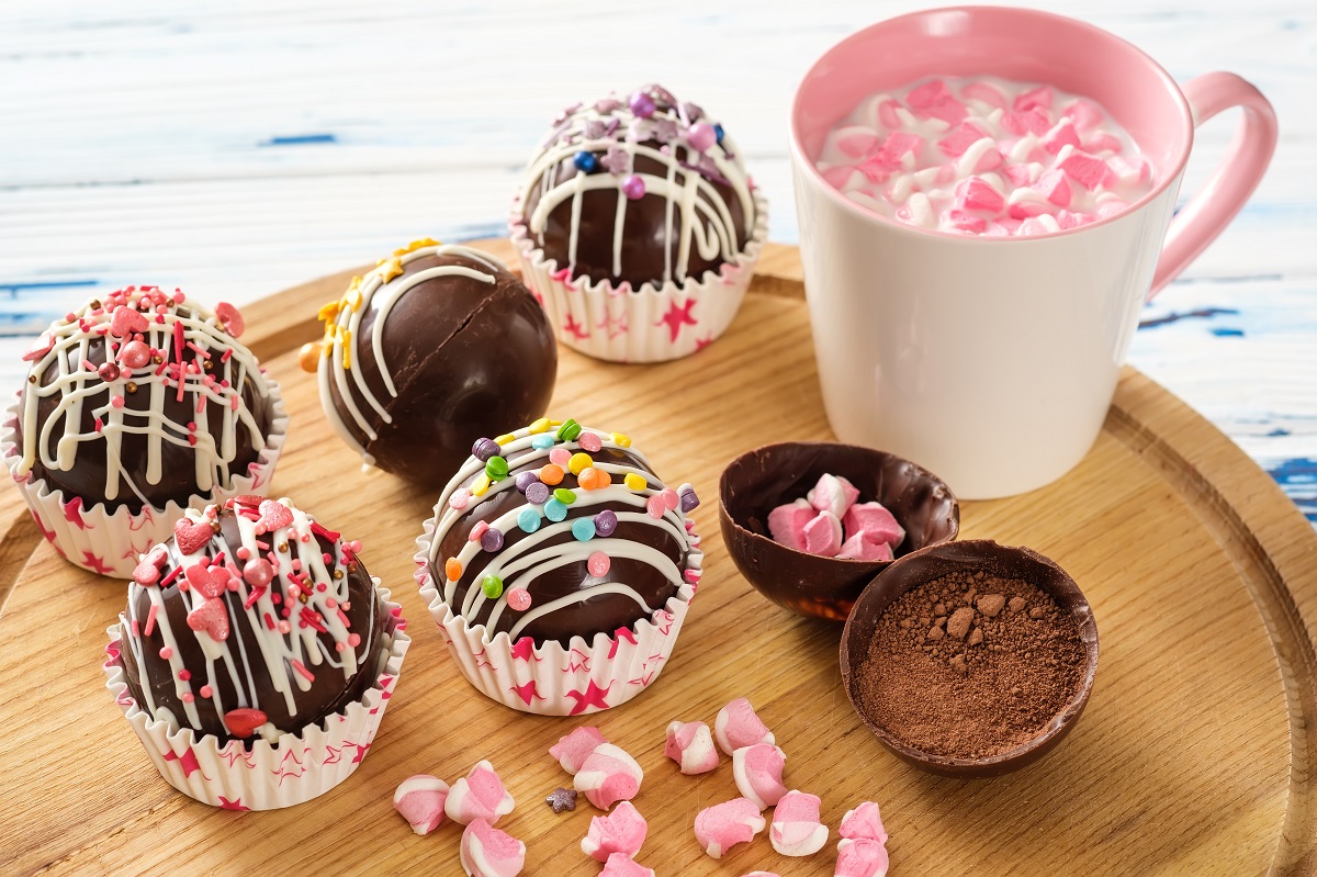 Cocoa,Bombs,Are,Black,Chocolate,Shells,Filled,With,Cocoa,Powder