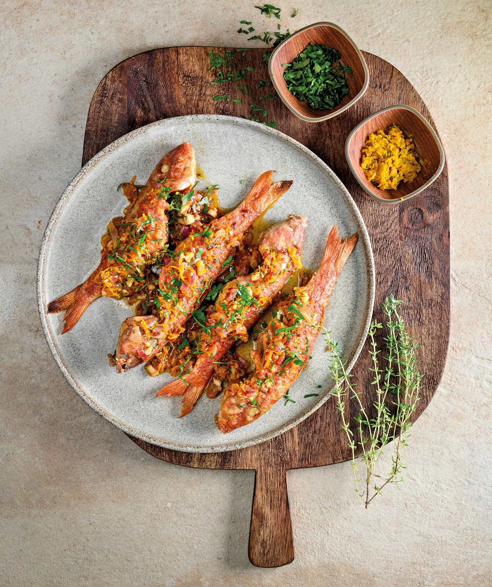 mbarbounia_eskarmpes_anoigma