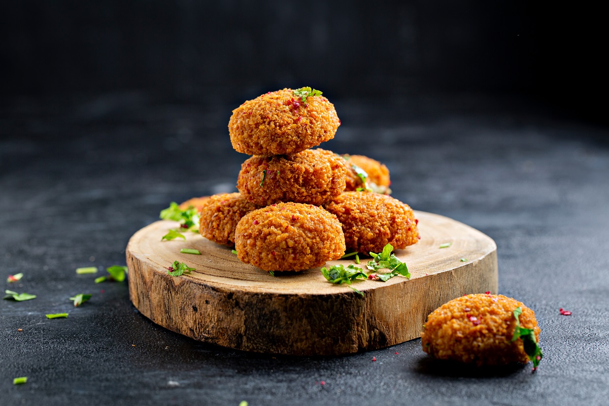 Fresh,Falafel,Balls,On,A,Black,Background.,Image