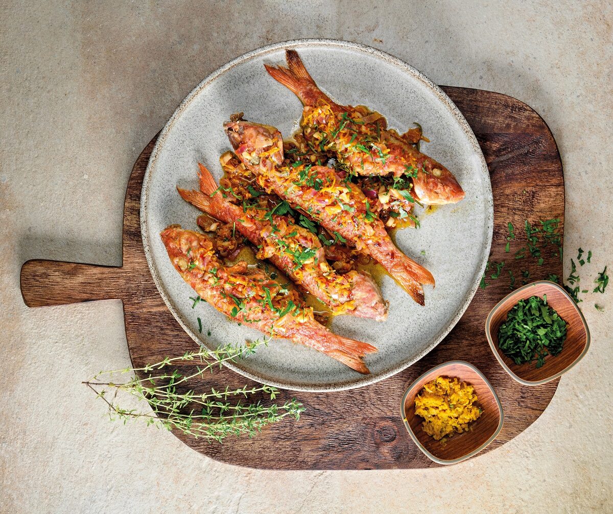 mbarbounia_eskarmpes_anoigma