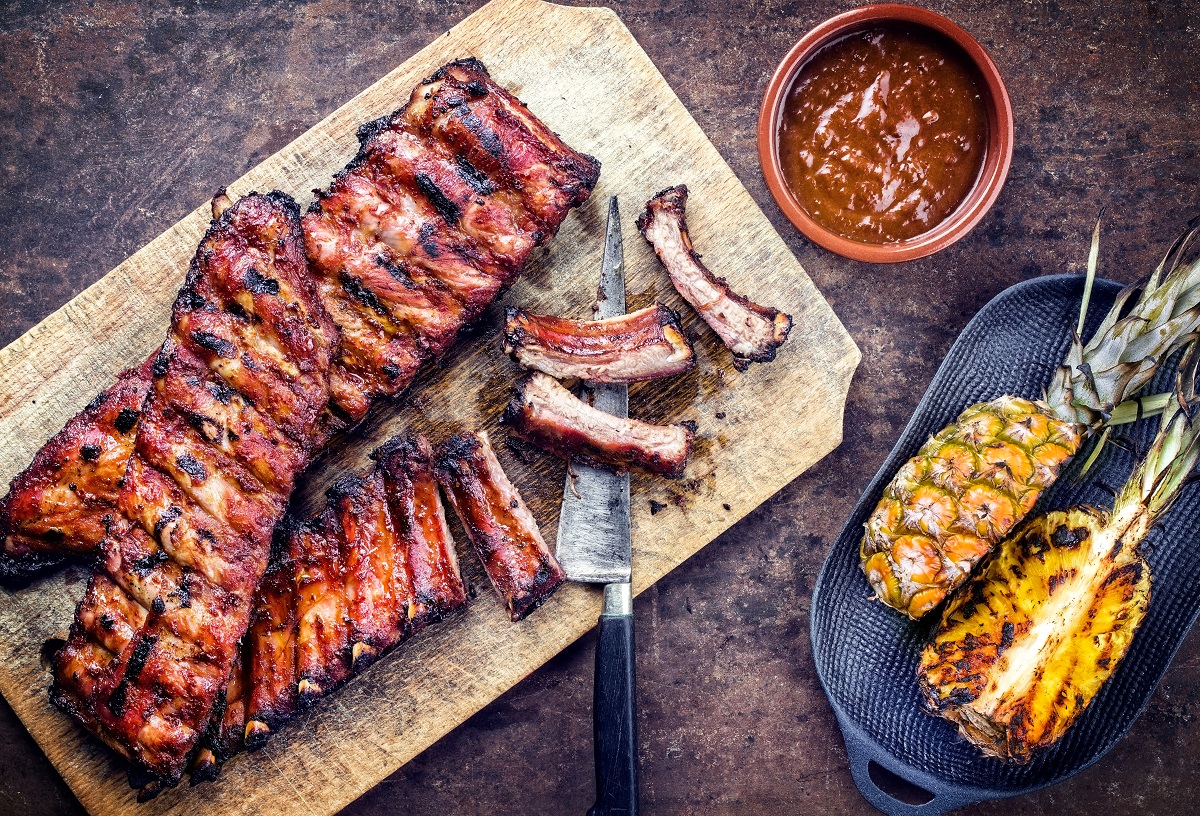 Barbecue,Spare,Ribs,St,Louis,Cut,With,Hot,Honey,Chili
