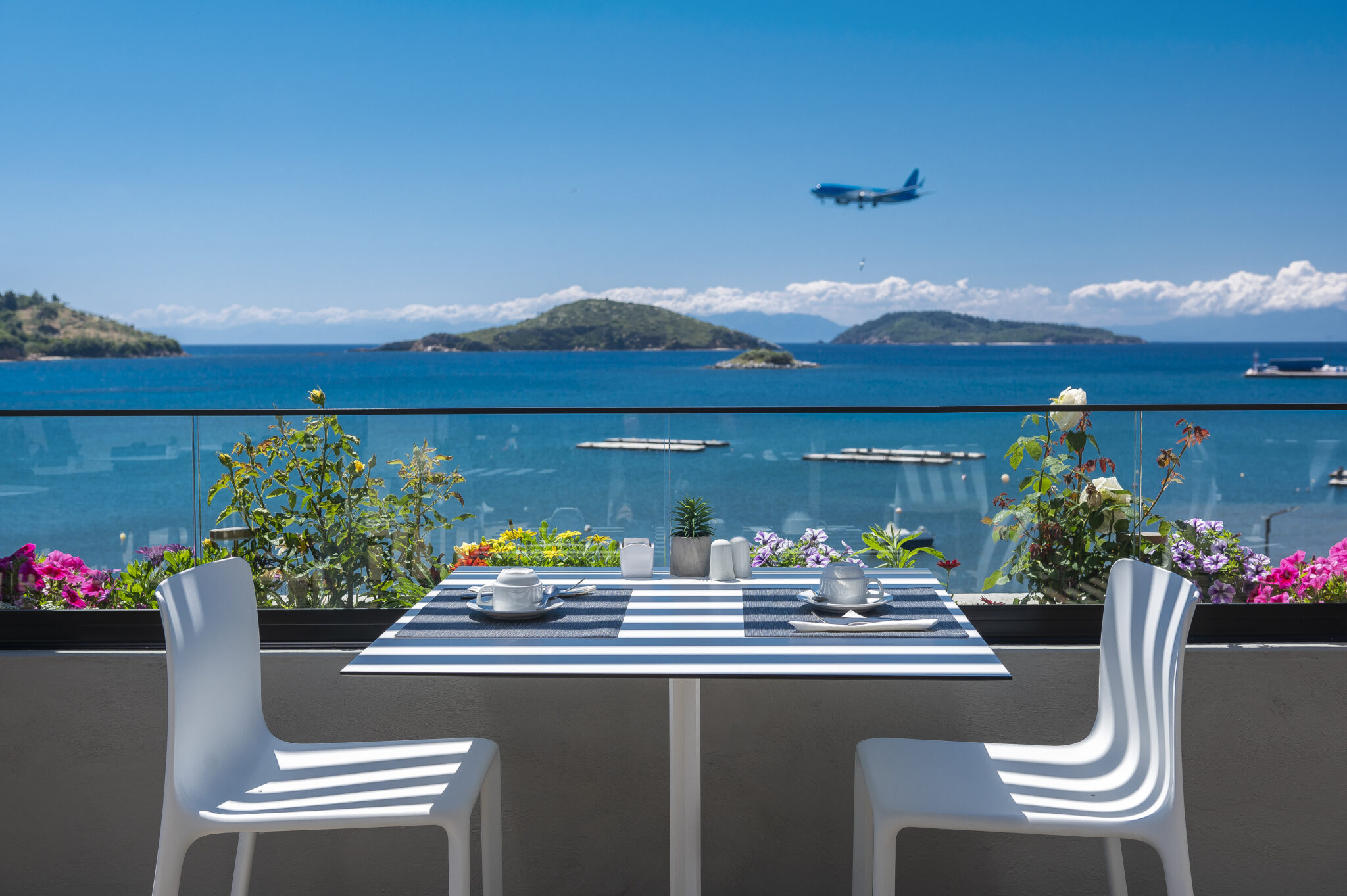 Alkyon Hotel-Restaurant-outdoor