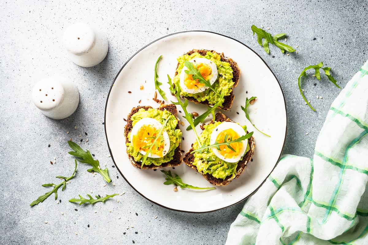Whole,Grain,Bread,With,Avocado,And,Boiled,Eggs.