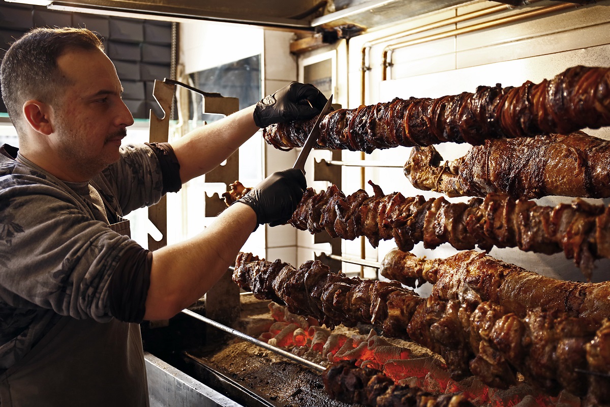 elatos_larissa_anoigma