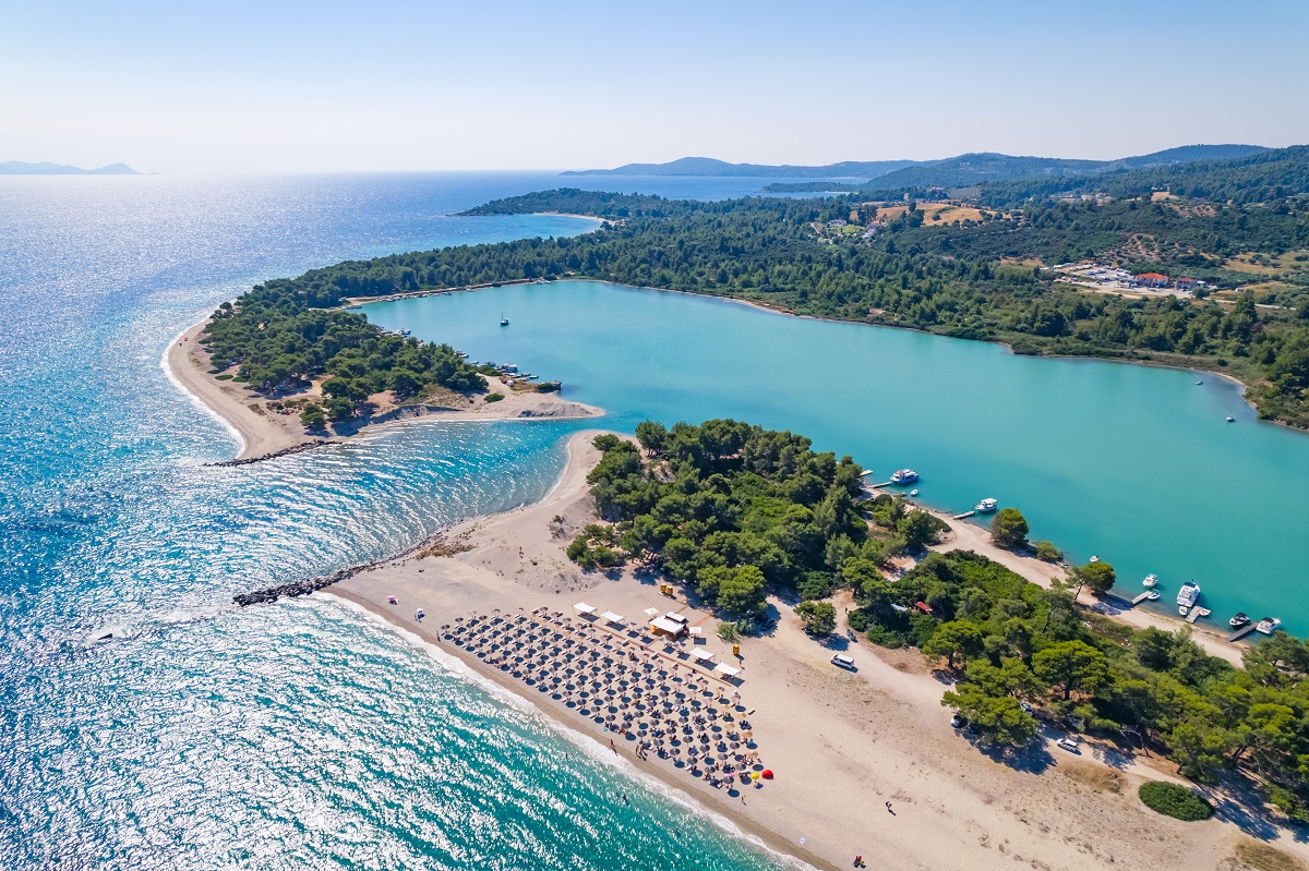 Scenic,Drone,Shot,Of,Stunning,Glarokavos,Beach,In,Kassandra,Peninsula,