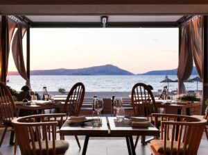 Δύο γευστικοί λόγοι για να επισκεφτείτε το W της Costa Navarino