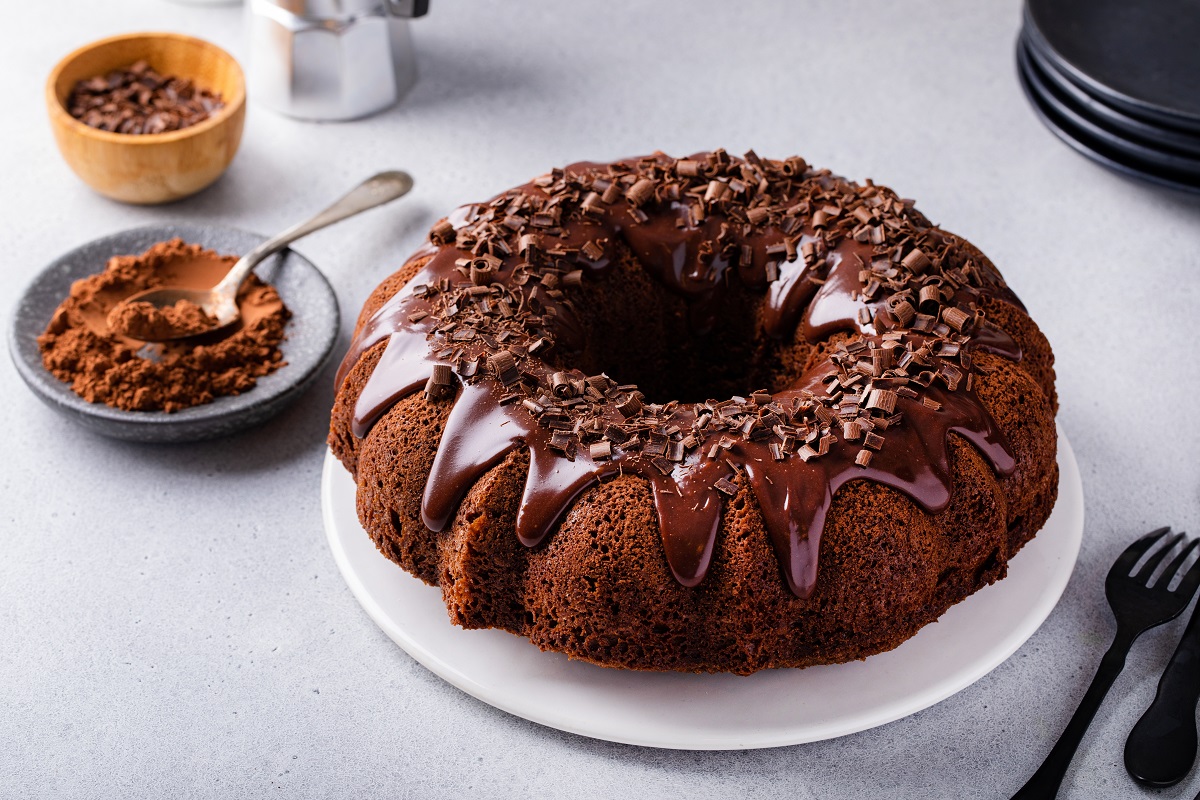 Chocolate,Bundt,Cake,With,Chocolate,Ganache,On,Top,On,White