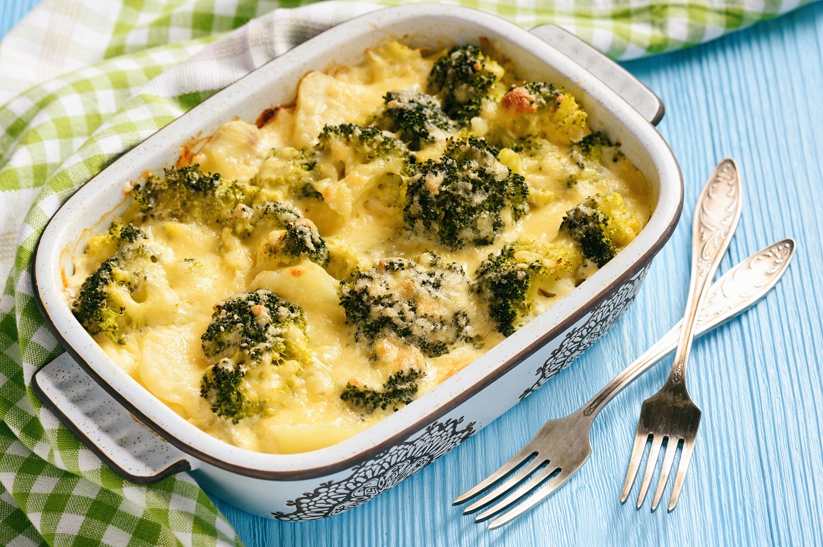 Casserole,With,Broccoli,,Potatoes,,Eggs,And,Cheese.