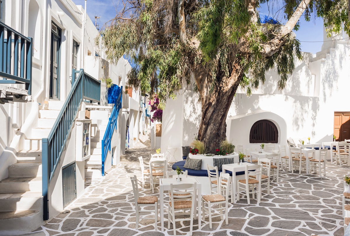 Traditional,Greek,Village,Naoussa,On,Paros,Island,,Greece.,Beautiful,Street
