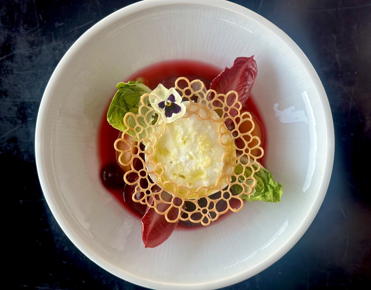 piata_burrata_anoigma