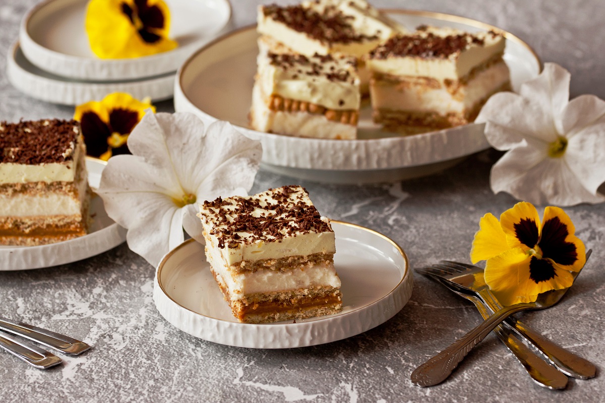 Cake,With,Cream,And,Biscuits.,Delicious,Cake,Without,Baking.,A