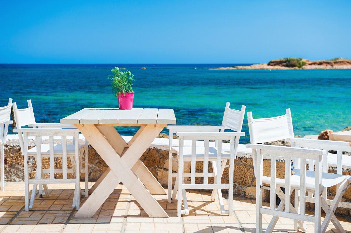 Cafe,On,The,Beach.,Malia,,Crete,Island,,Greece.,Beautiful,Tropical