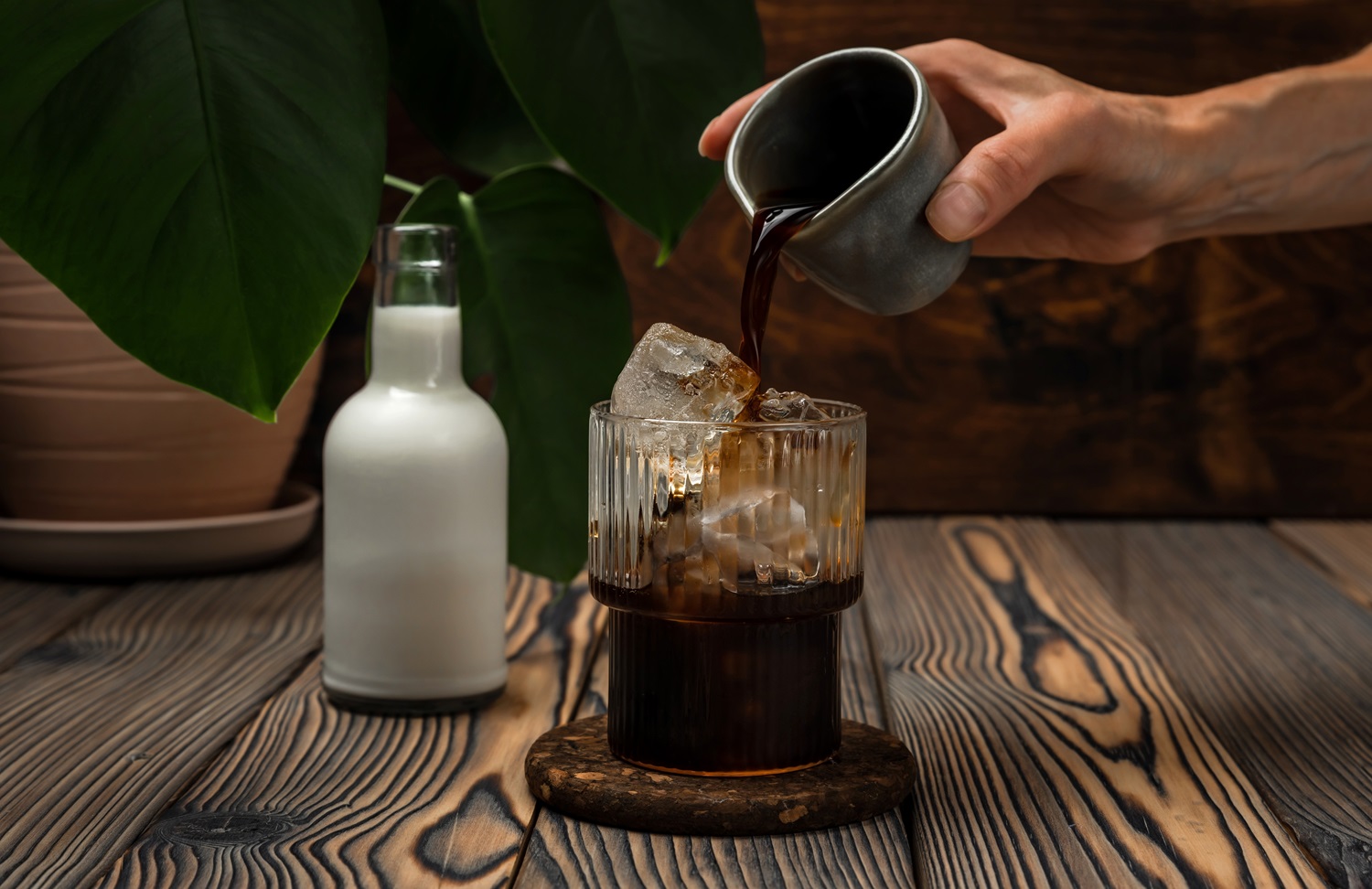 Iced,Latte,Cold,Refreshing,Summer,Drink,In,The,Making.,Pouring