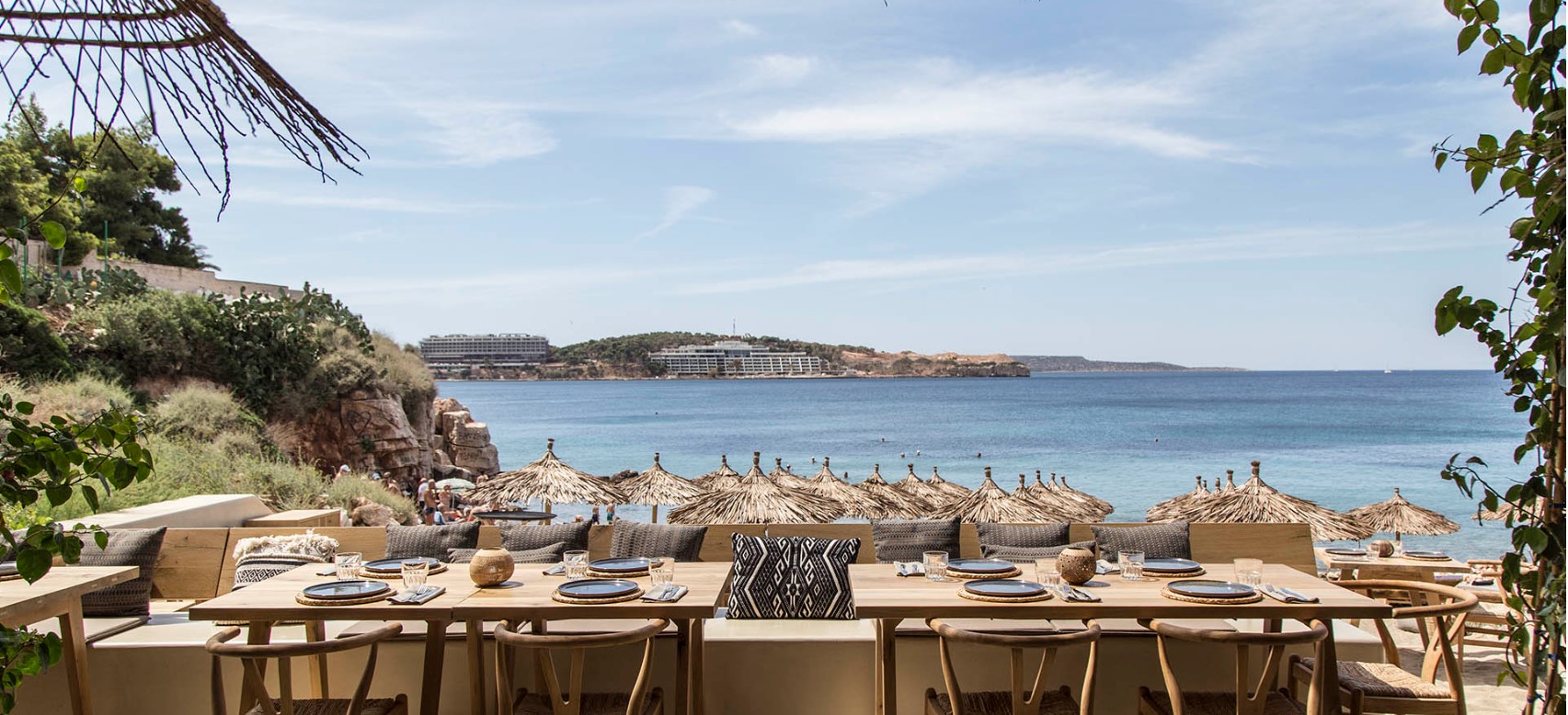 krabo-bar-restaurant-anoigma