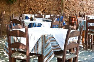 20 ταβέρνες στα βόρεια προάστια για σαρδέλα, κοκκινιστό, μακαρονάδα, αρνί και προβατίνα