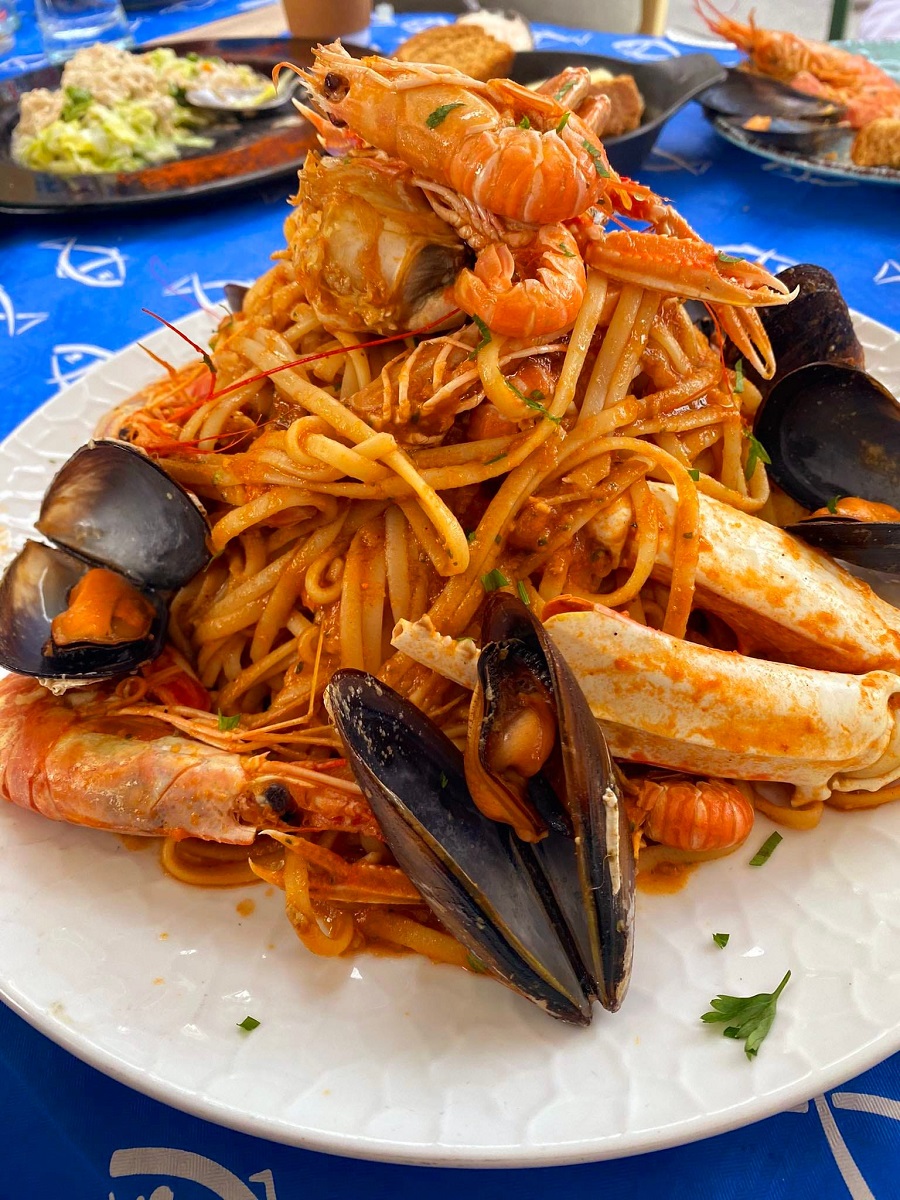 xarti kai kalamari_anoigma