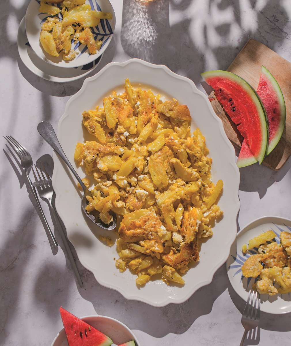 Patates me avga_anoigma