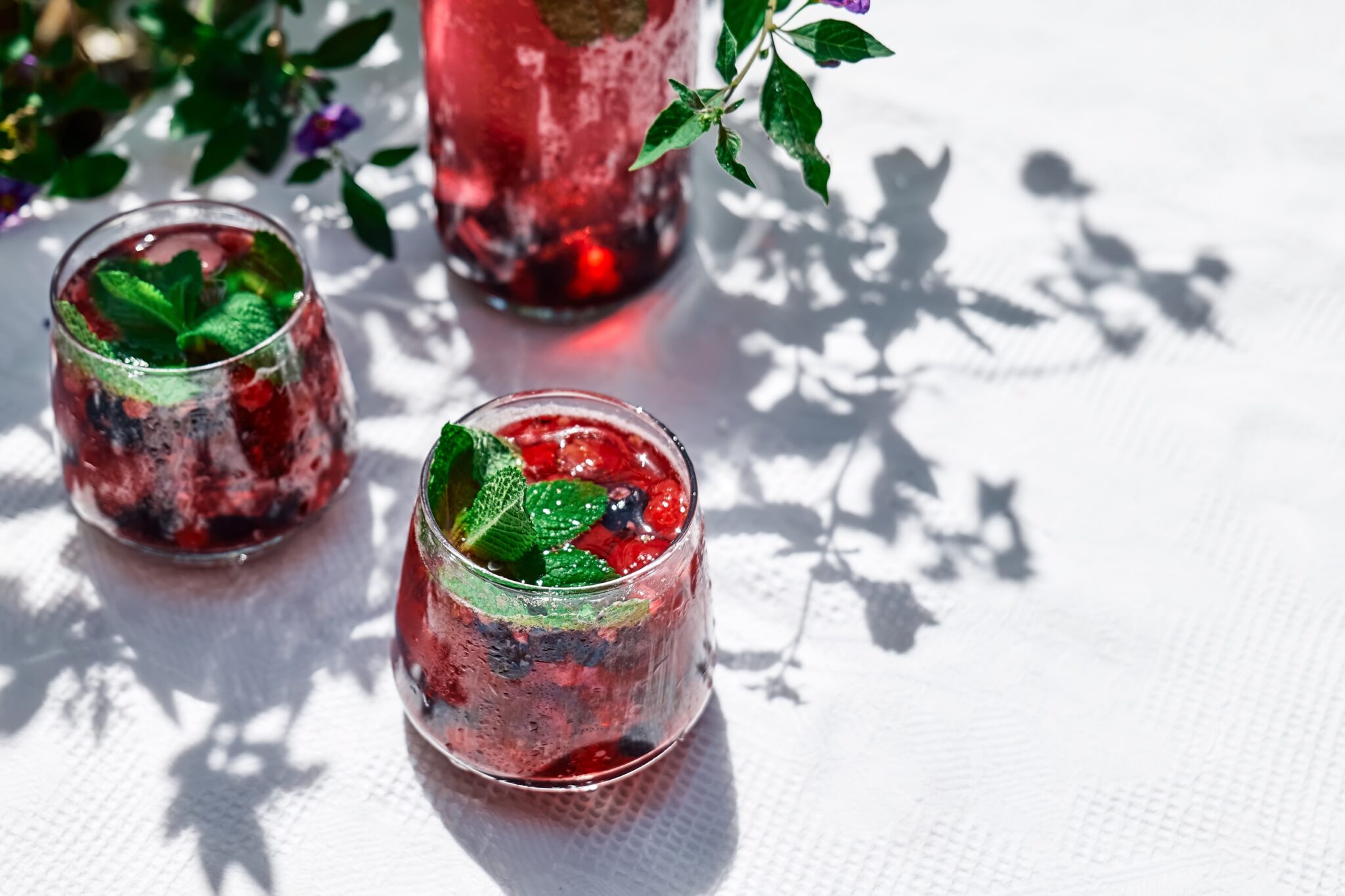 Berry,Refreshing,Cold,Summer,Drink.,Cocktail,Or,Mocktail,With,Ripe