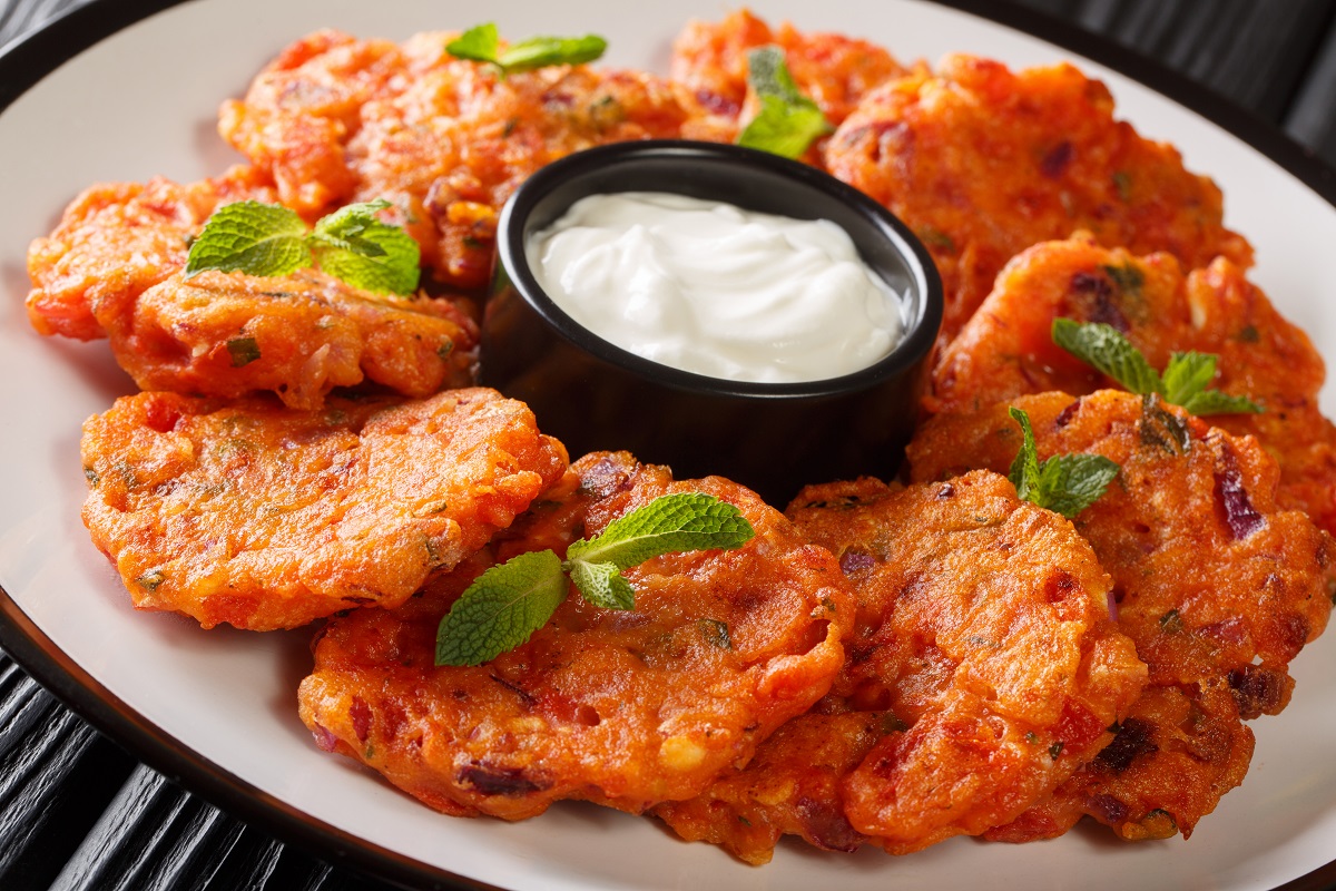 ντοματοκεφτέδες