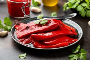 Ετοιμάζουμε ξιδάτες πιπεριές Φλωρίνης για όλο τον χρόνο