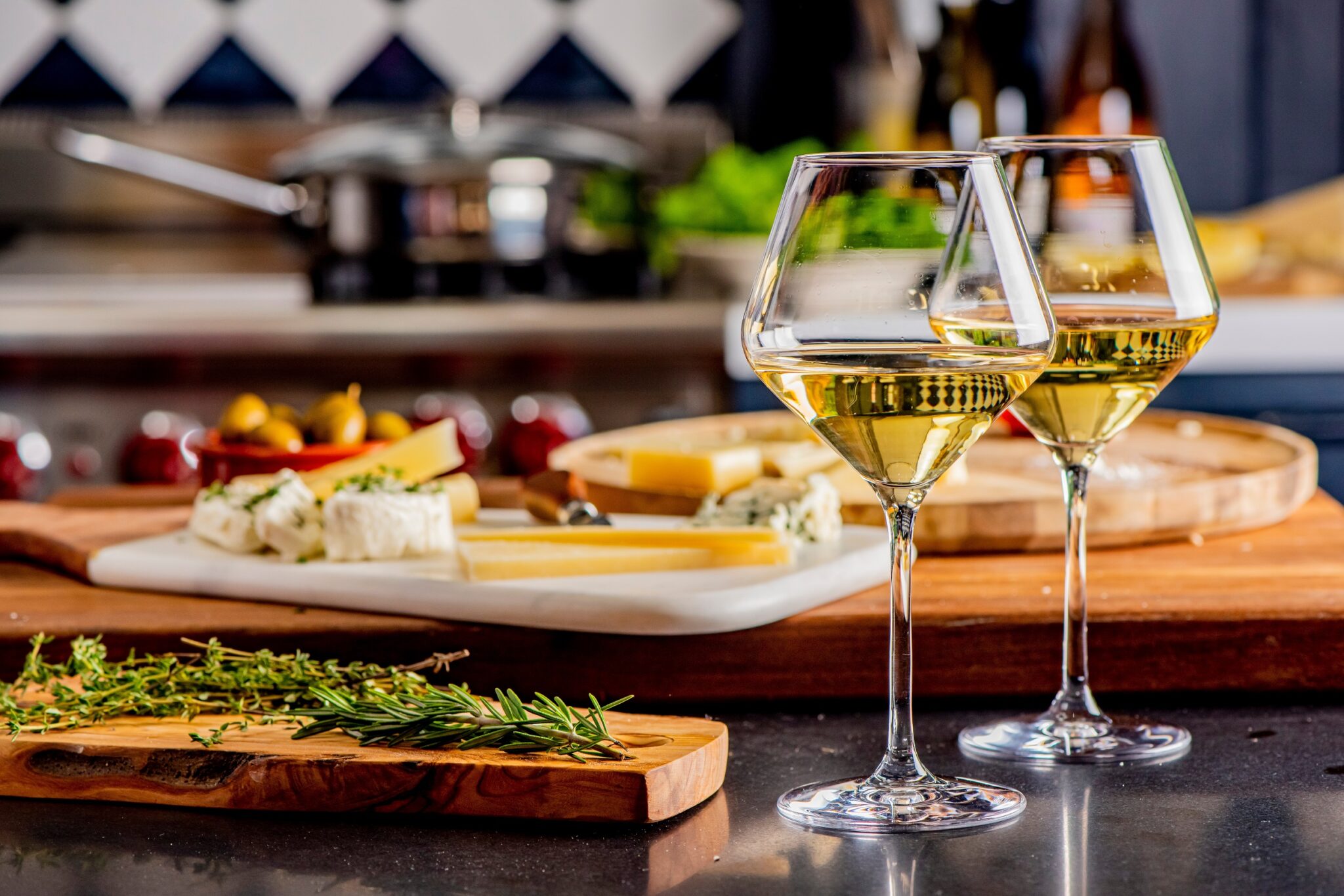 Dinner,Holiday,Party,Preparation.,Dinner,Prepared,By,A,Home,Chef