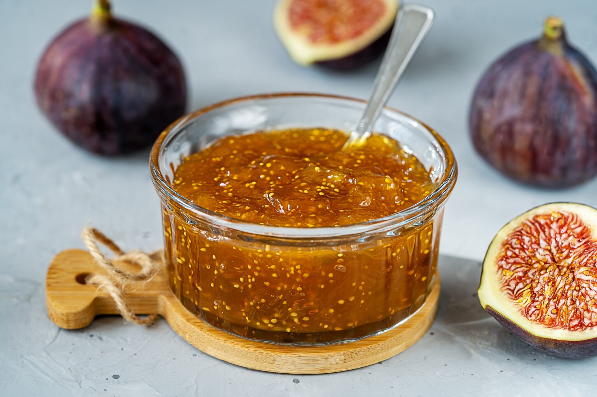Fig,Jam,In,A,Glass,Jar,With,Fresh,Fruits,On