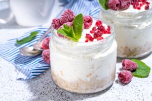 Overnight Oats: Ένα αλλιώτικο cheesecake για πρωινό με 15γρ. πρωτεΐνη