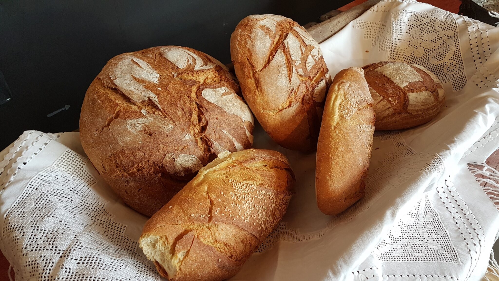 Bread,Types,In,Greece,Round,Isolated,In,White,And,Black