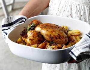 comfort-almira-glika-anoigma