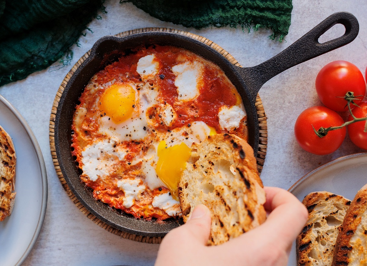 Delicious,Eggs,In,Purgatory,With,Runny,Yolks,,Spicy,Tomato,Sauce,