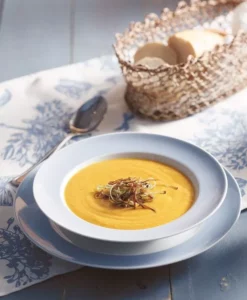 karotosoupa-me-curry
