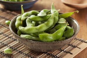 Edamame: Τι είναι, γιατί θεωρούνται superfood – πώς τα τρώμε και πού τα βρίσκουμε