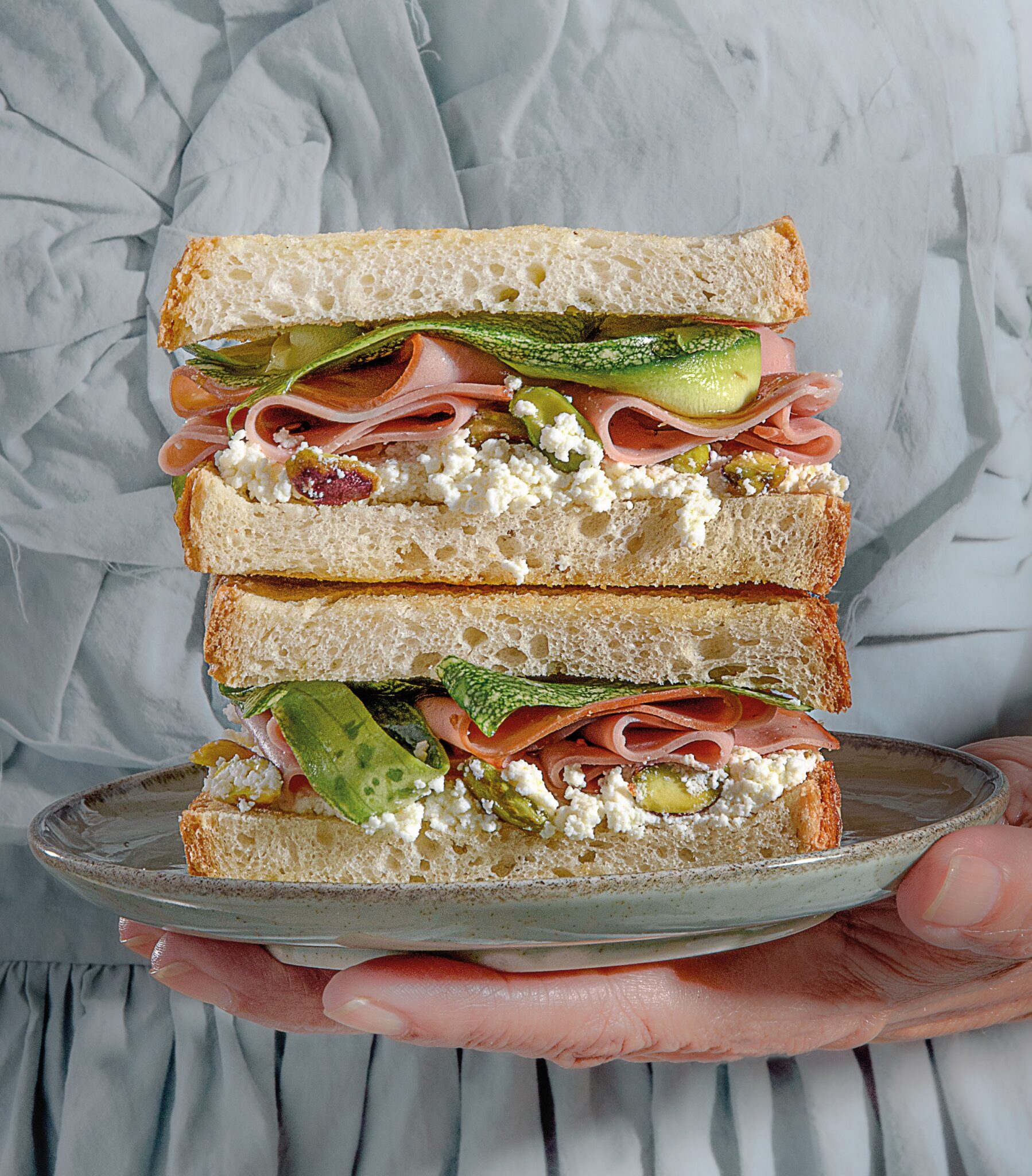 santouits-prozymenio-xinomizithra-anoigma