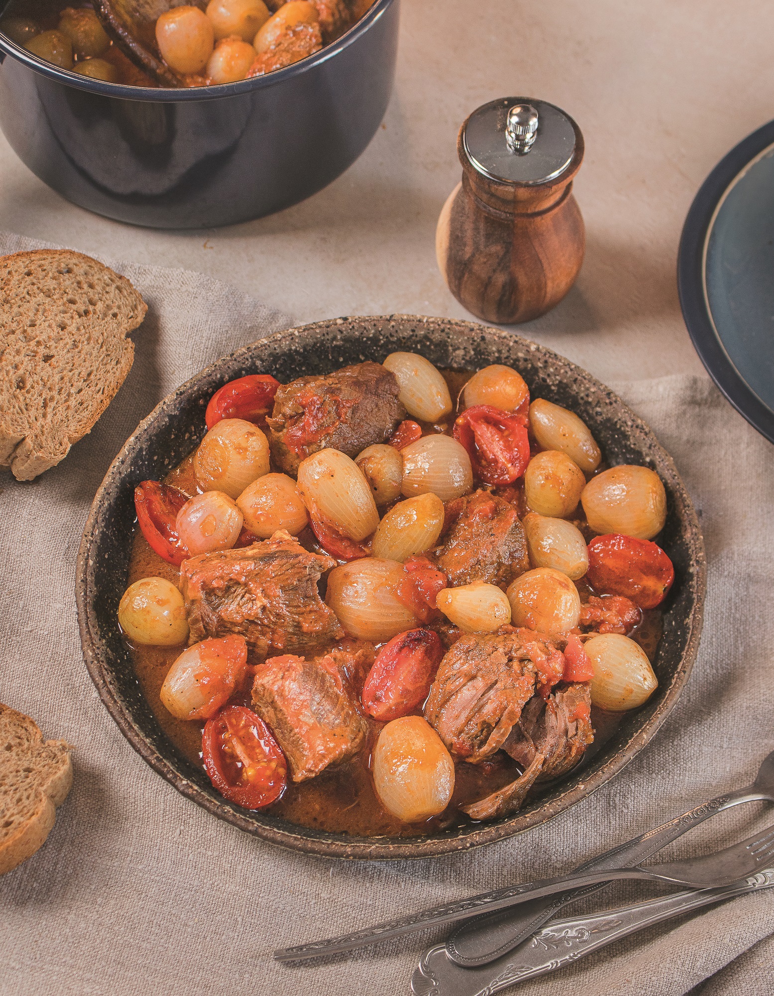 Stifado_diakatou_anoigma